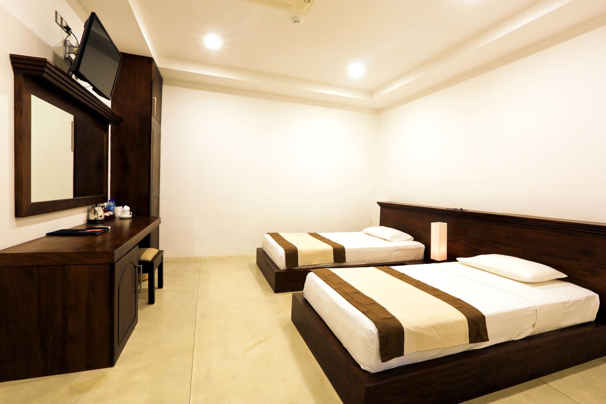 Rajarata Hotel Anuradhapura Ngoại thất bức ảnh