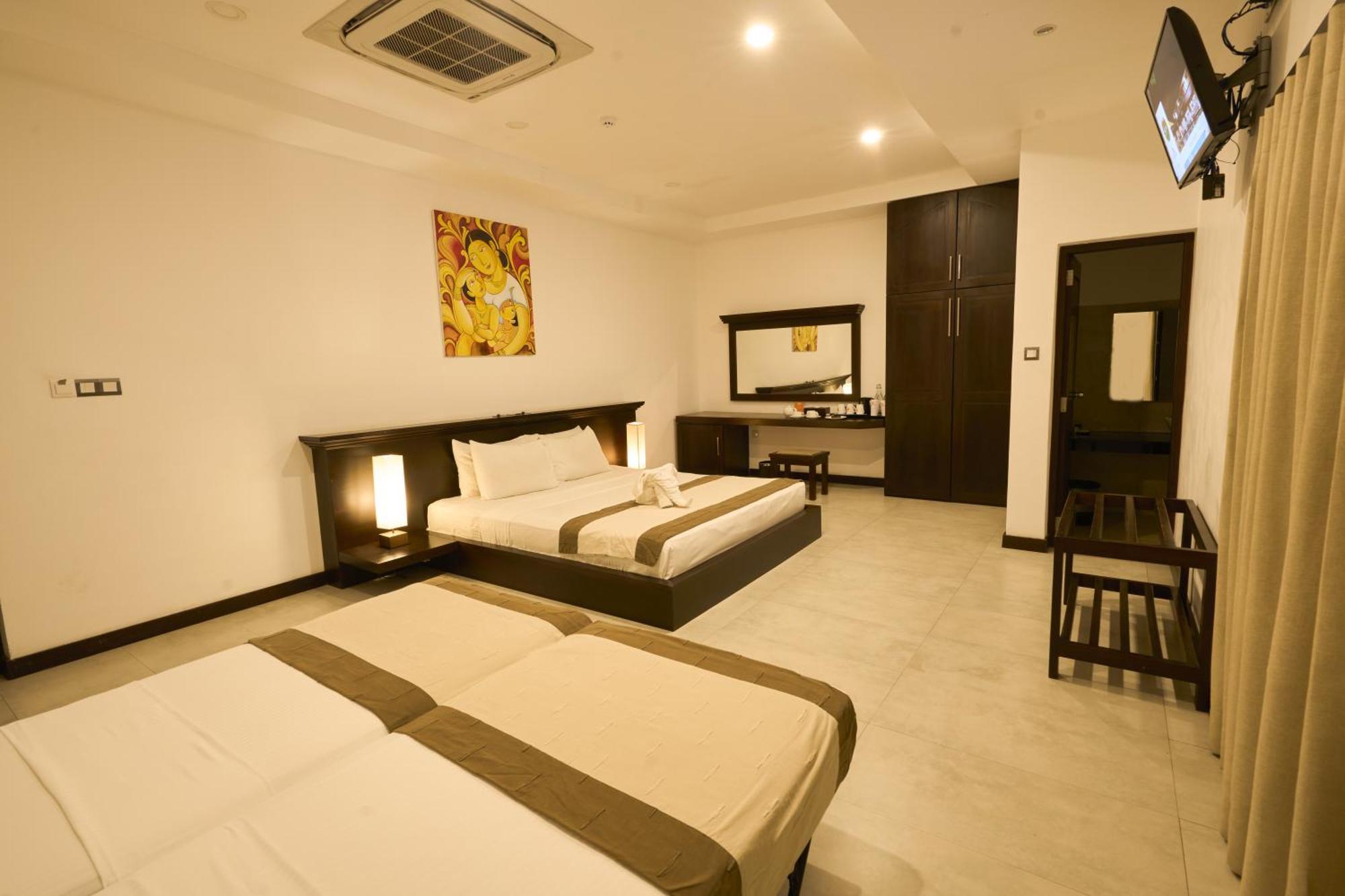 Rajarata Hotel Anuradhapura Ngoại thất bức ảnh