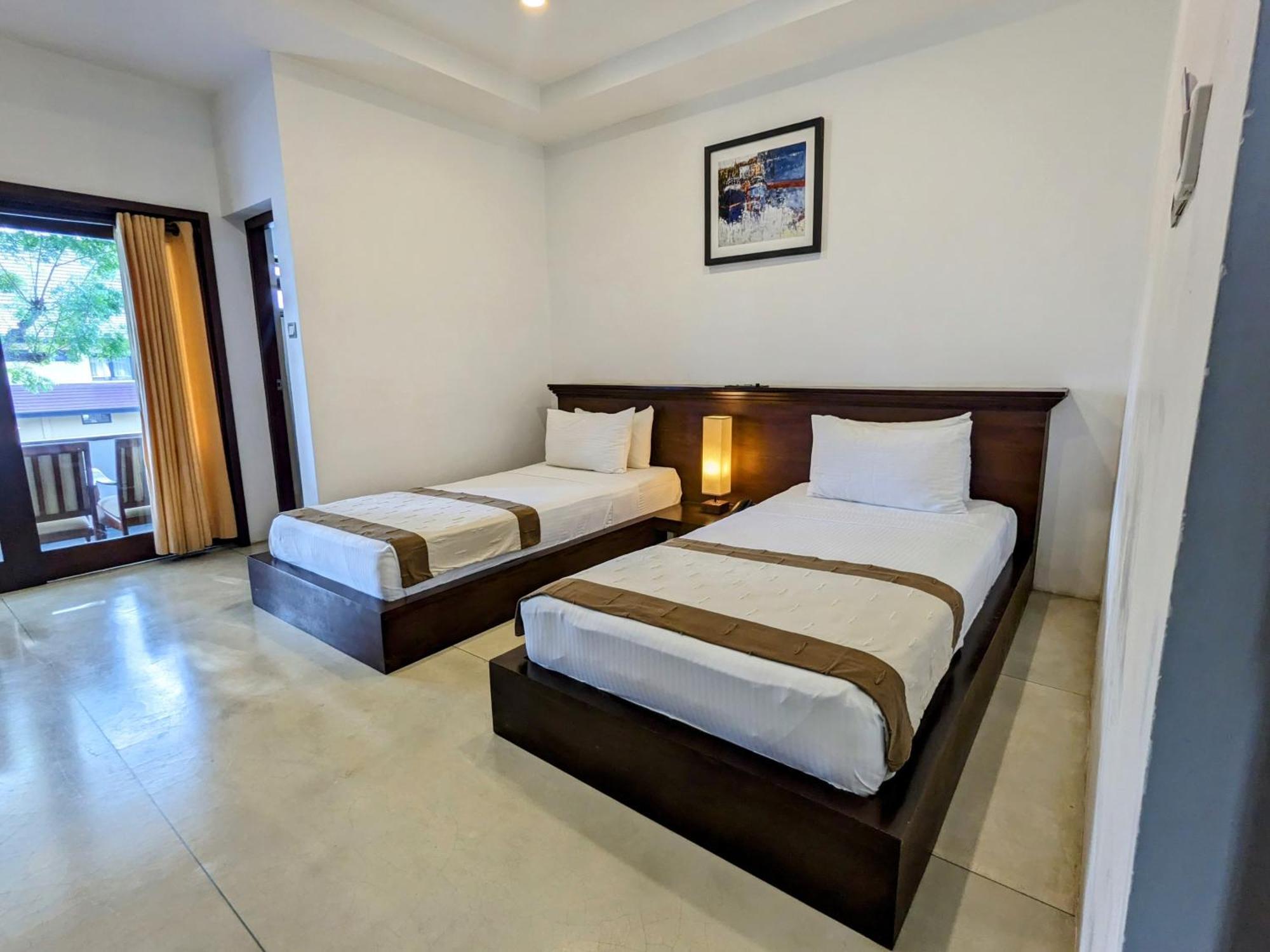 Rajarata Hotel Anuradhapura Ngoại thất bức ảnh